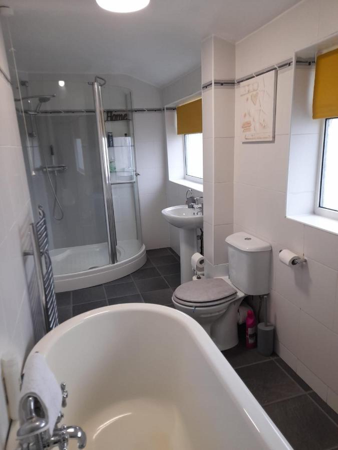 Quiet 3 Bed Close To The A1 Ньютон Эйклиф Экстерьер фото