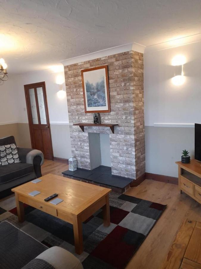 Quiet 3 Bed Close To The A1 Ньютон Эйклиф Экстерьер фото